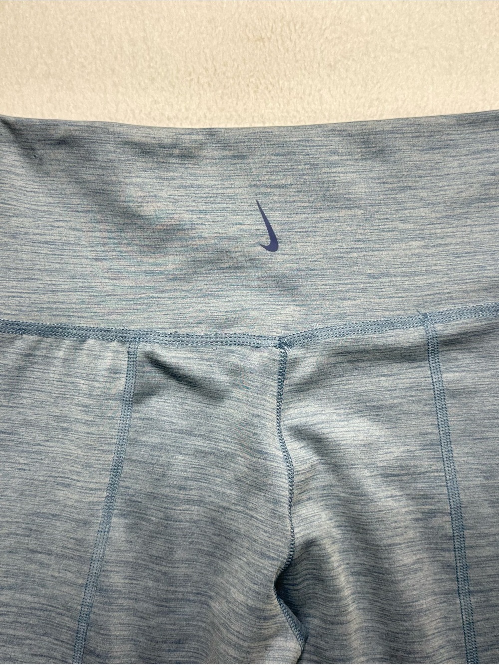 Nike Yoga Ruched Leggings Women’s M Blue Dri-FIT High Rise 26” Inseam - Picture 4 of 7